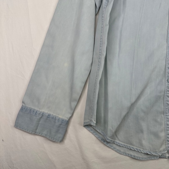 HOLLISTER Women's Denim Jean Button Down Shirt Size Medium - Picture 6 of 7